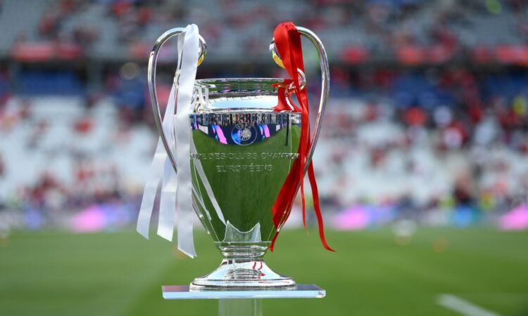 LIVE Liverpool Real Madrid, le formazioni ufficiali: Salah Mané contro Benzema Vinicius. Inizio posposto tre volte, ci dovremmo essere LIVE Liverpool Real Madrid, le formazioni ufficiali: Salah Mané contro Benzema Vinicius. Inizio posposto tre volte, ci dovremmo essere