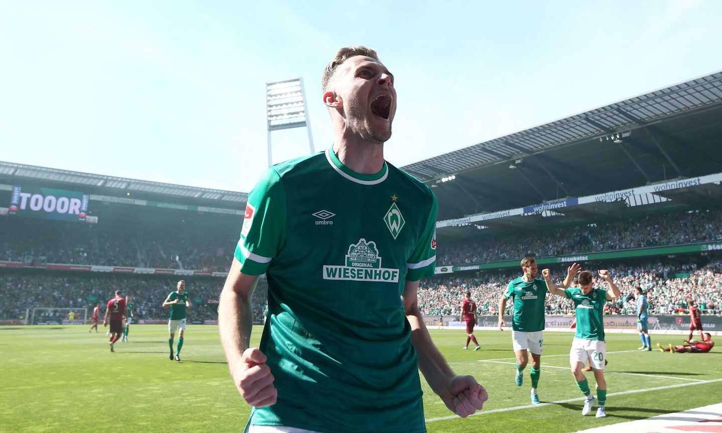 Il Werder Brema raggiunge lo Schalke in Bundesliga, Amburgo allo spareggio con l'Hertha