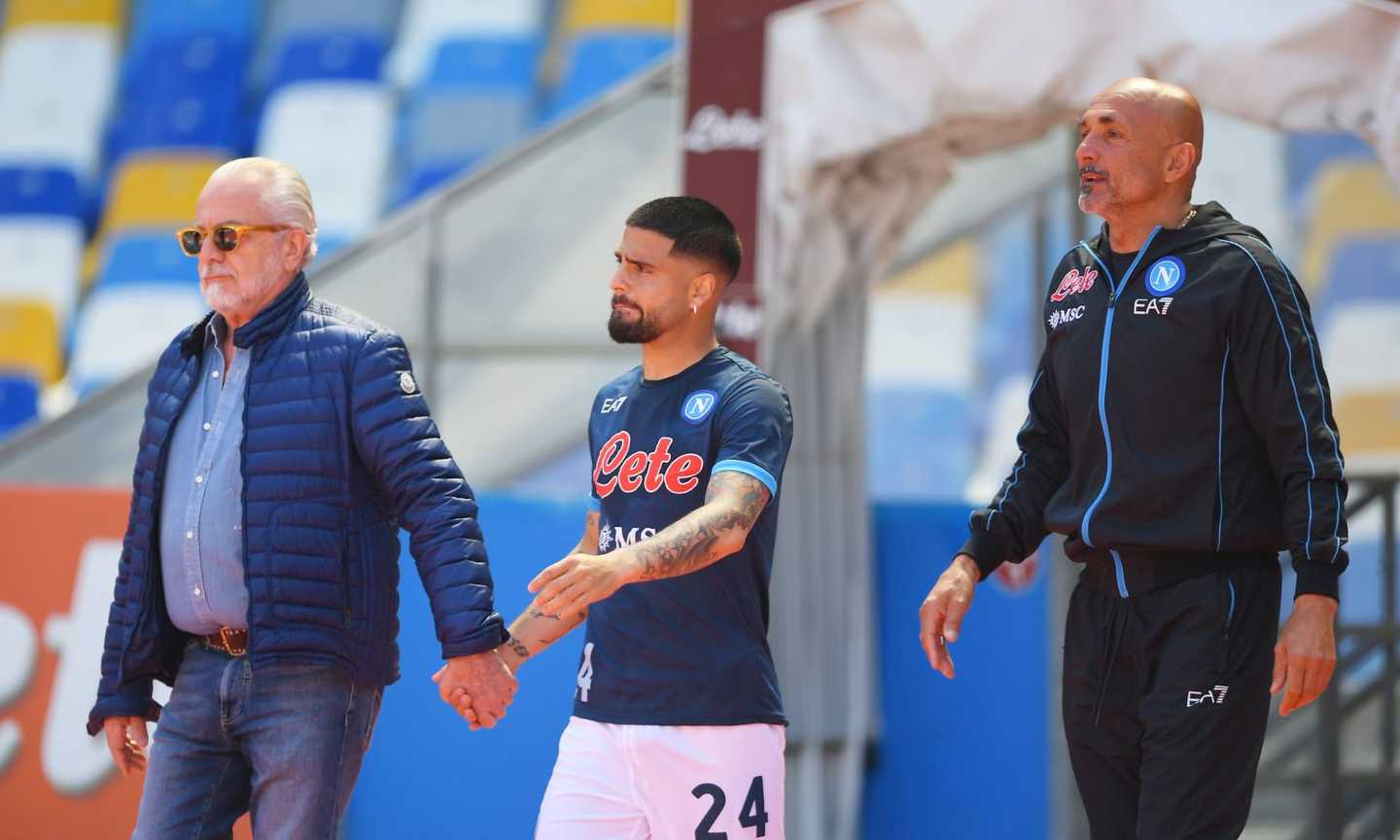 Napoli: De Laurentiis taglia gli stipendi