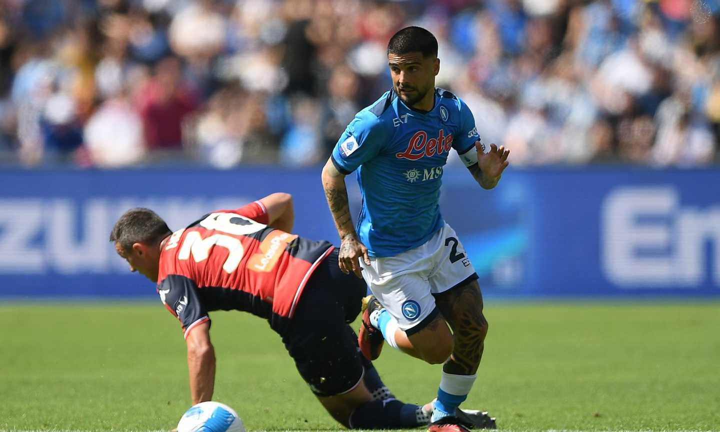 Insigne segna su rigore nel giorno della festa: Osimhen e Lobotka completano il 3-0 Napoli, Genoa quasi in B