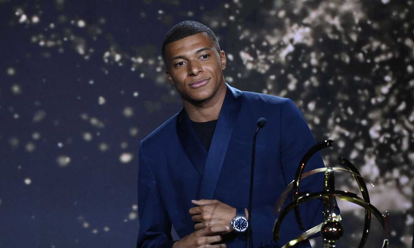 Mbappé, domenica l'annuncio sul futuro