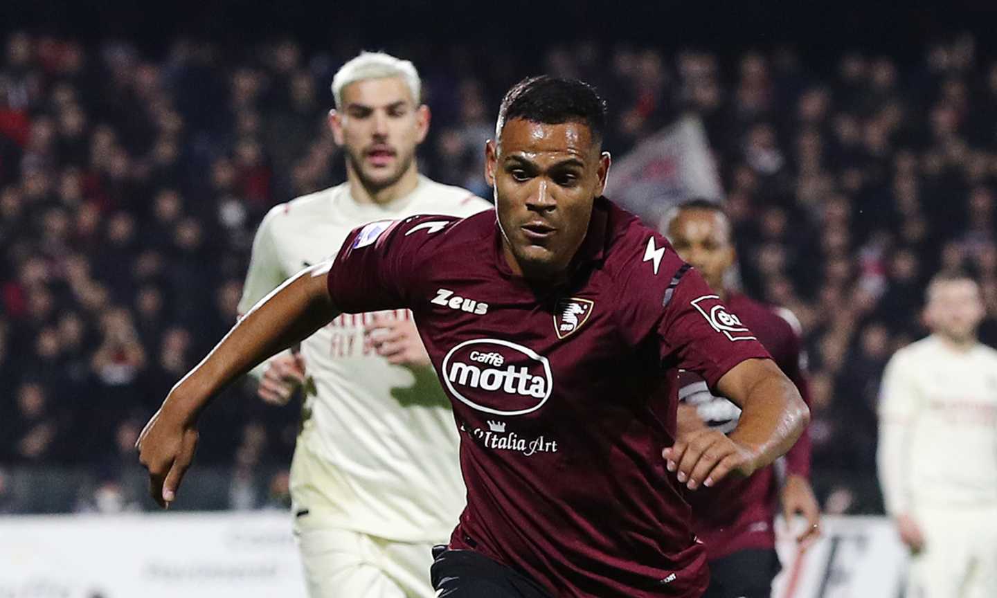 Salernitana, UFFICIALE: Mikael torna in Brasile