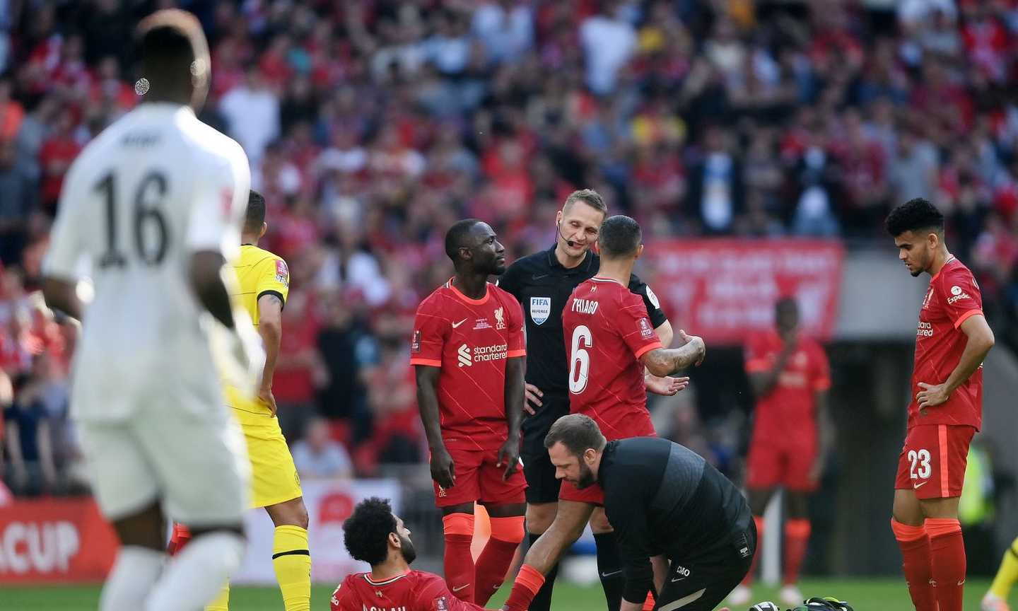 Salah, ansia Liverpool: fuori per infortunio nella finale di FA Cup, e fra due settimane c'è il Real 