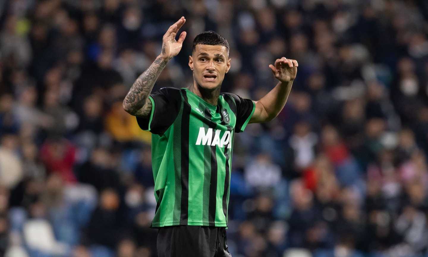 Sassuolo, Scamacca resta fuori dalla prima amichevole. Indizio di mercato? Il Psg è alla finestra...