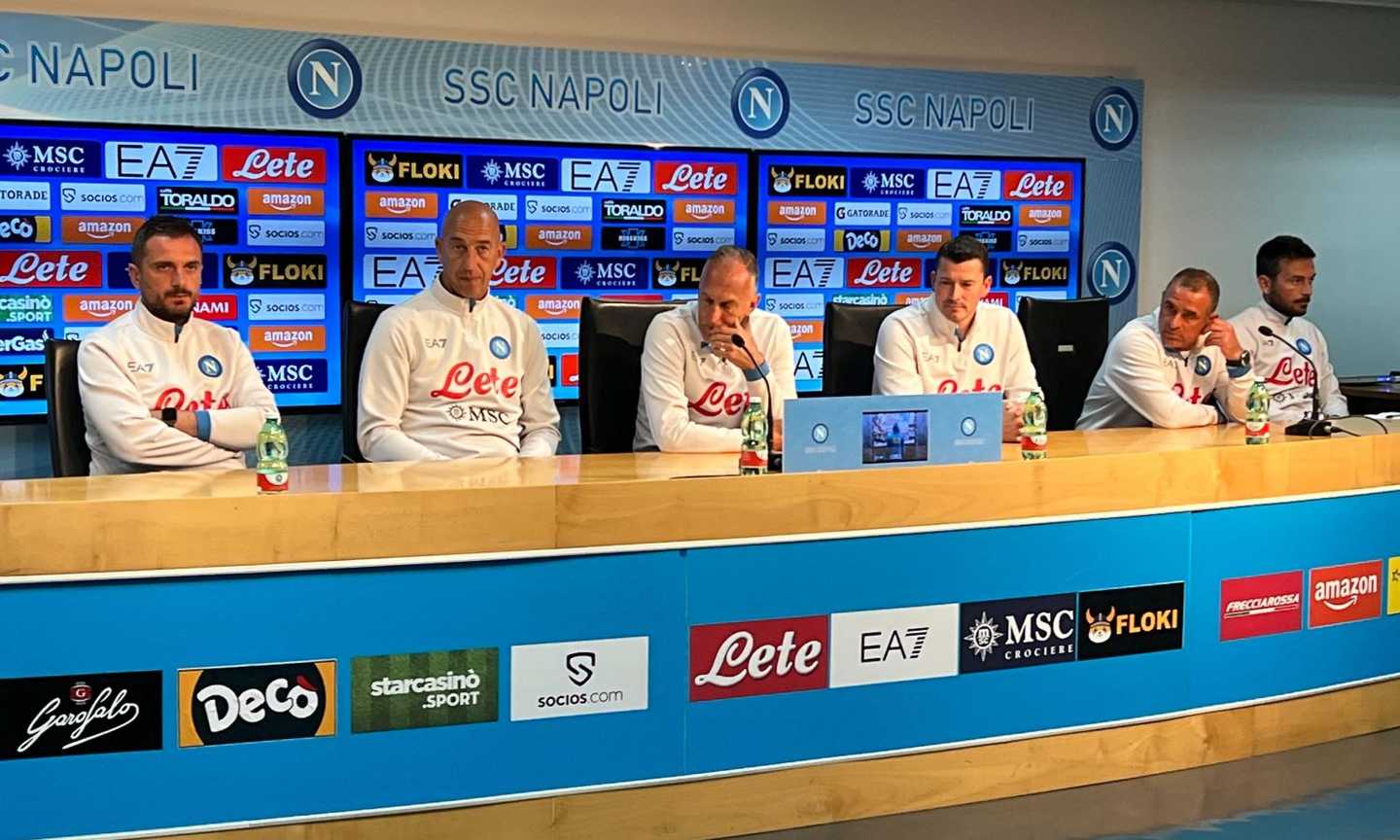 Napoli, Spalletti lascia spazio al suo staff: 'Stagione diversa da quella di Sarri, nessun rammarico. Vi spieghiamo i tanti infortuni...'