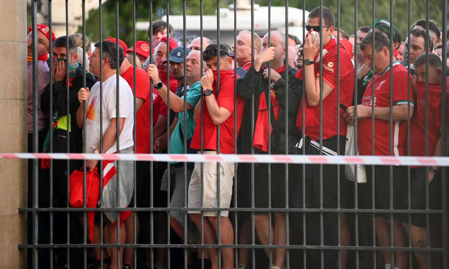 Napoli-Liverpool: hooligans in azione nella notte VIDEO