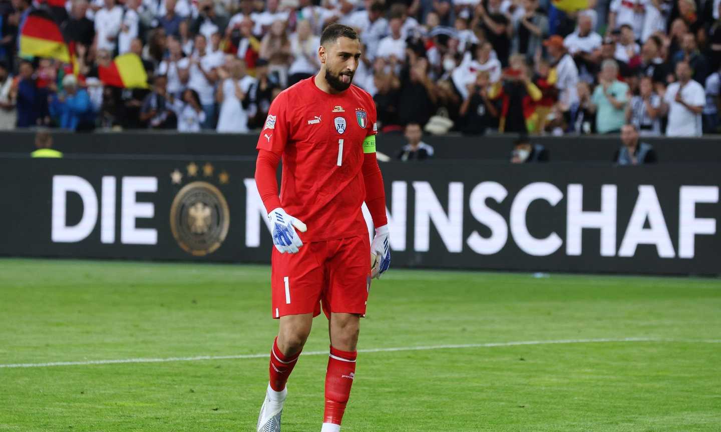 Donnarumma è l'emblema di un'Italia presuntuosa e senza più certezze. E al PSG sarà ancora bagarre con Navas