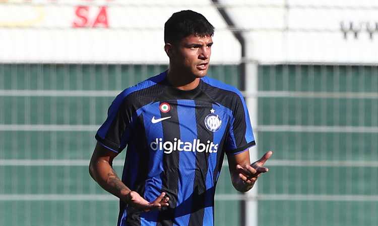 Inter, il Genoa pensa a un tuo esterno Inter, il Genoa pensa a un tuo esterno