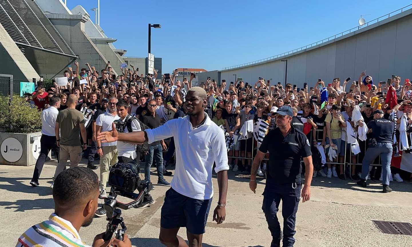 Il VIDEO di Pogba ai tifosi: 'Non vedo l'ora di vincere e stare allo Stadium insieme. Fino alla fine forza Juve'