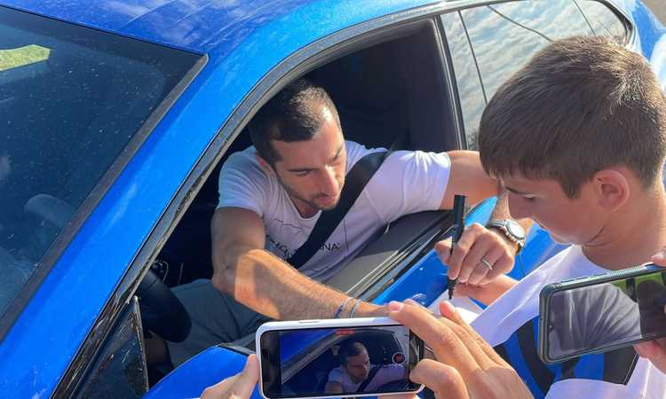 Inter, il giorno del raduno ad Appiano Gentile: Mkhitaryan e Bellanova tra i primi ad arrivare FOTO e VIDEO