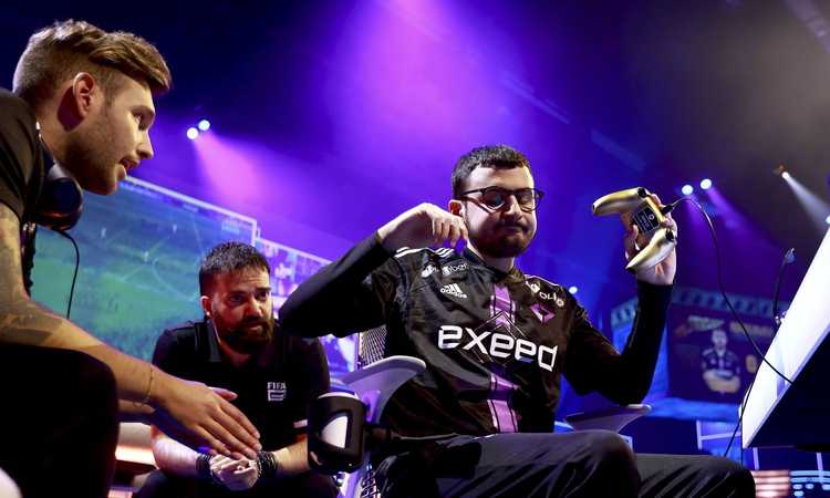Fifa 22, Obrun2002 nella storia dell’esport italiano: top-4 al Mondiale! Umut Gultekin è il nuovo campione