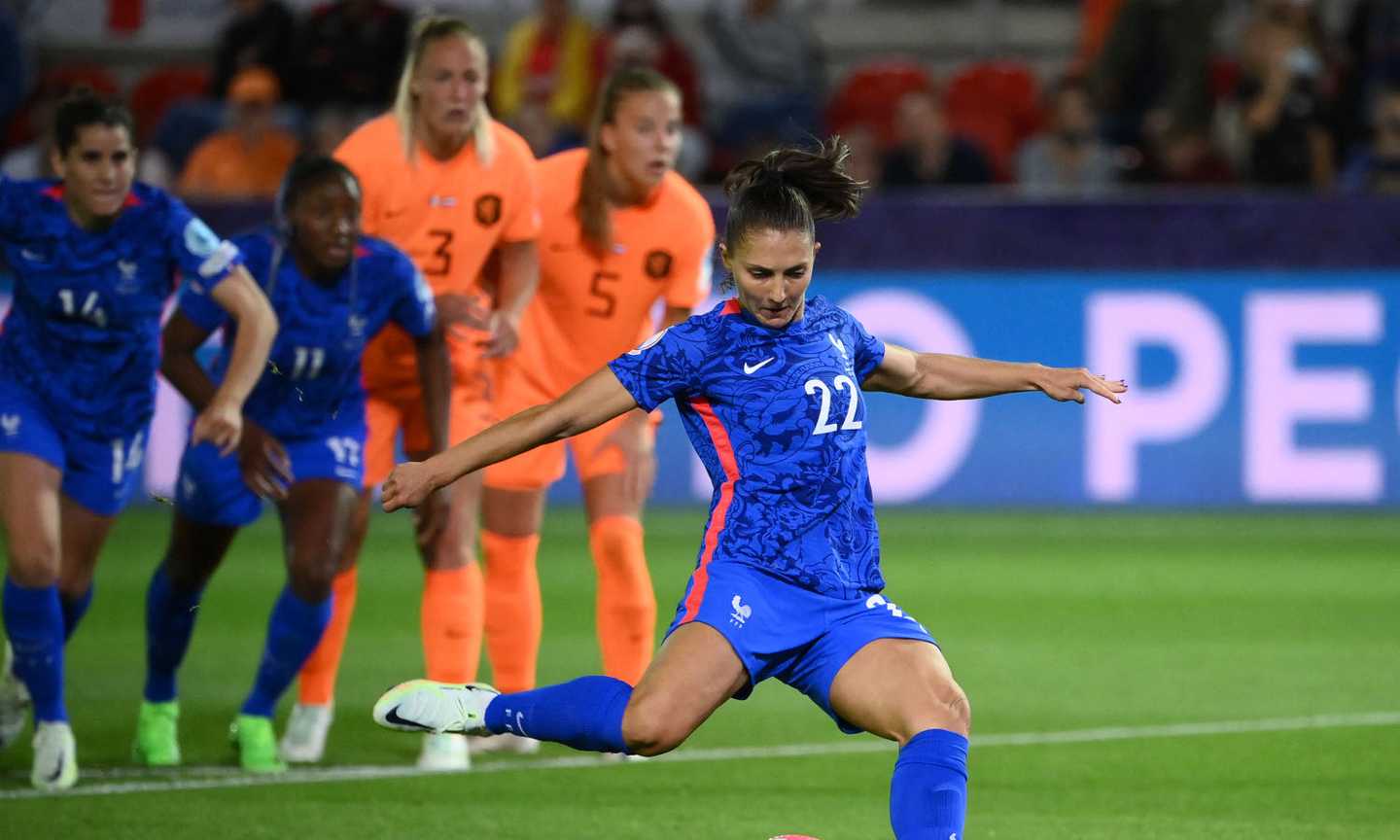 Europei femminili: l'ultima semifinalista è la Francia, Olanda battuta con un rigore ai supplementari