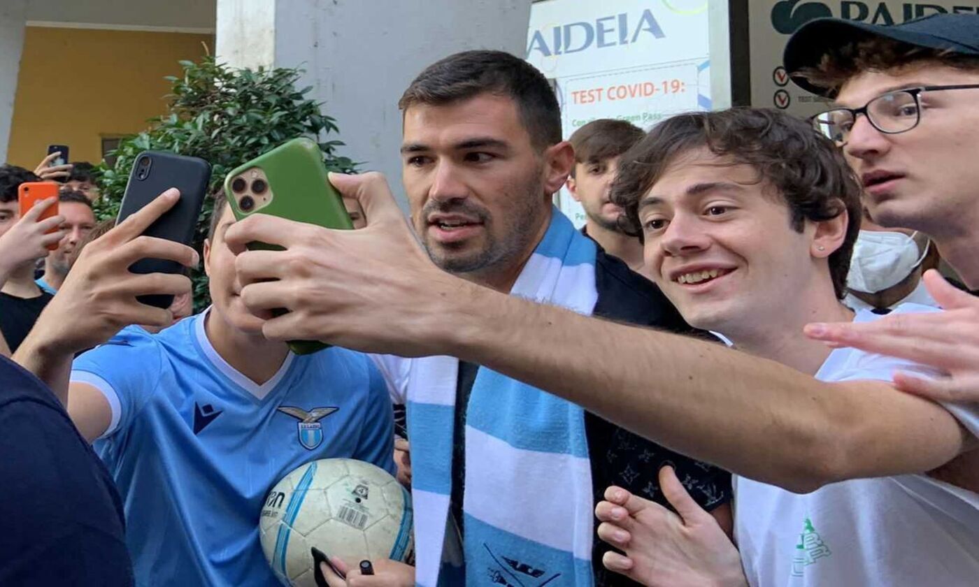 Lazio, Romagnoli: 'La squadra è forte. Voglio fare qualcosa di importante qui, ma niente paragoni con Nesta'