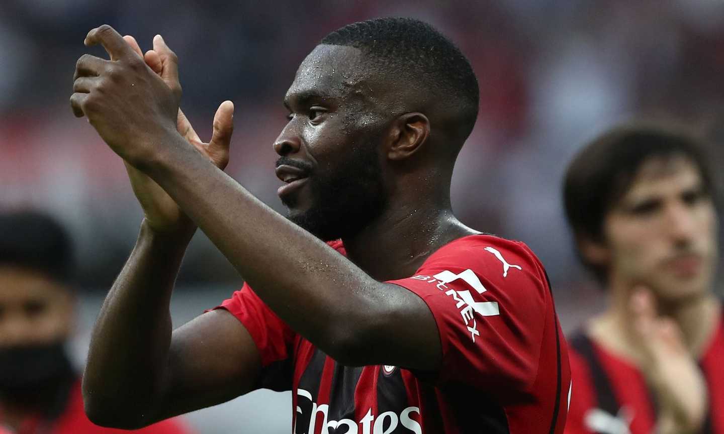 Tomori chiama, il Milan risponde: si lavora al rinnovo fino al 2027