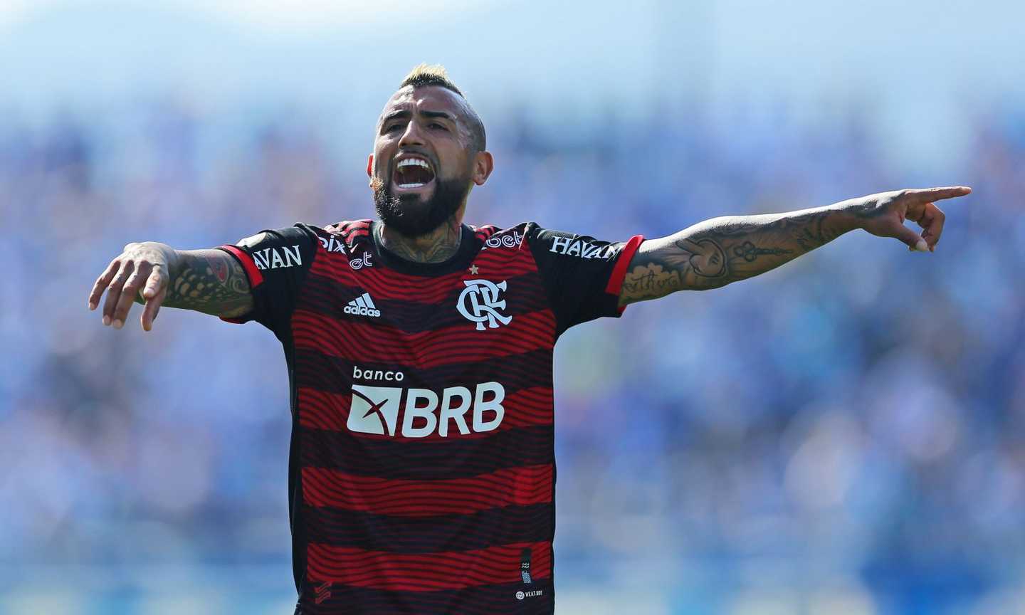 Vidal, esordio vincente per l'ex Inter col Flamengo: l'Avaì si arrende a Pedro