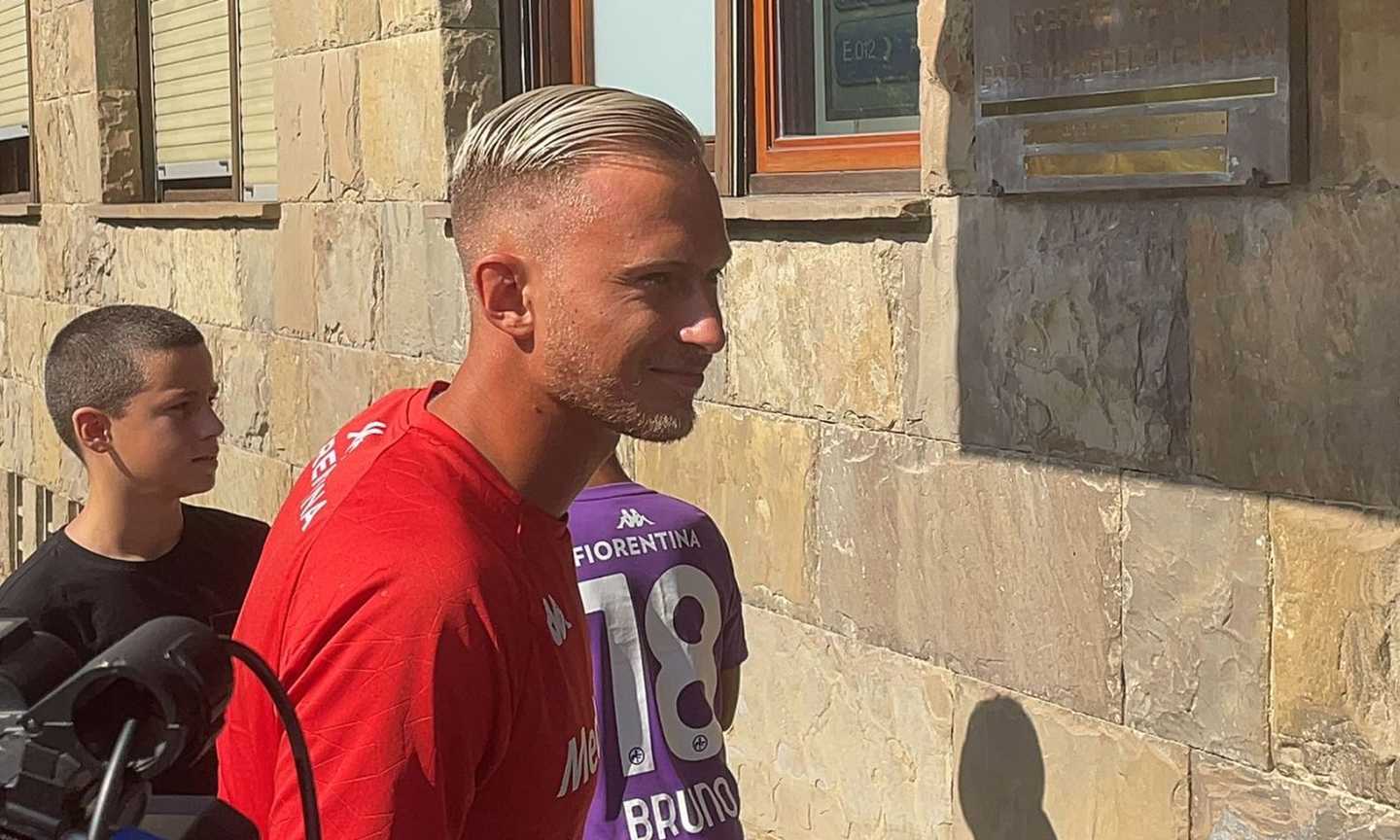 Fiorentina, ecco Barak: il centrocampista ceco alle visite mediche FOTO