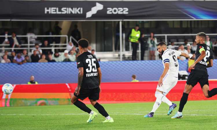 Supercoppa europea al Real Madrid di Ancelotti: Eintracht battuto dai gol di Alaba e Benzema, che supera Raul Supercoppa europea al Real Madrid di Ancelotti: Eintracht battuto dai gol di Alaba e Benzema, che supera Raul