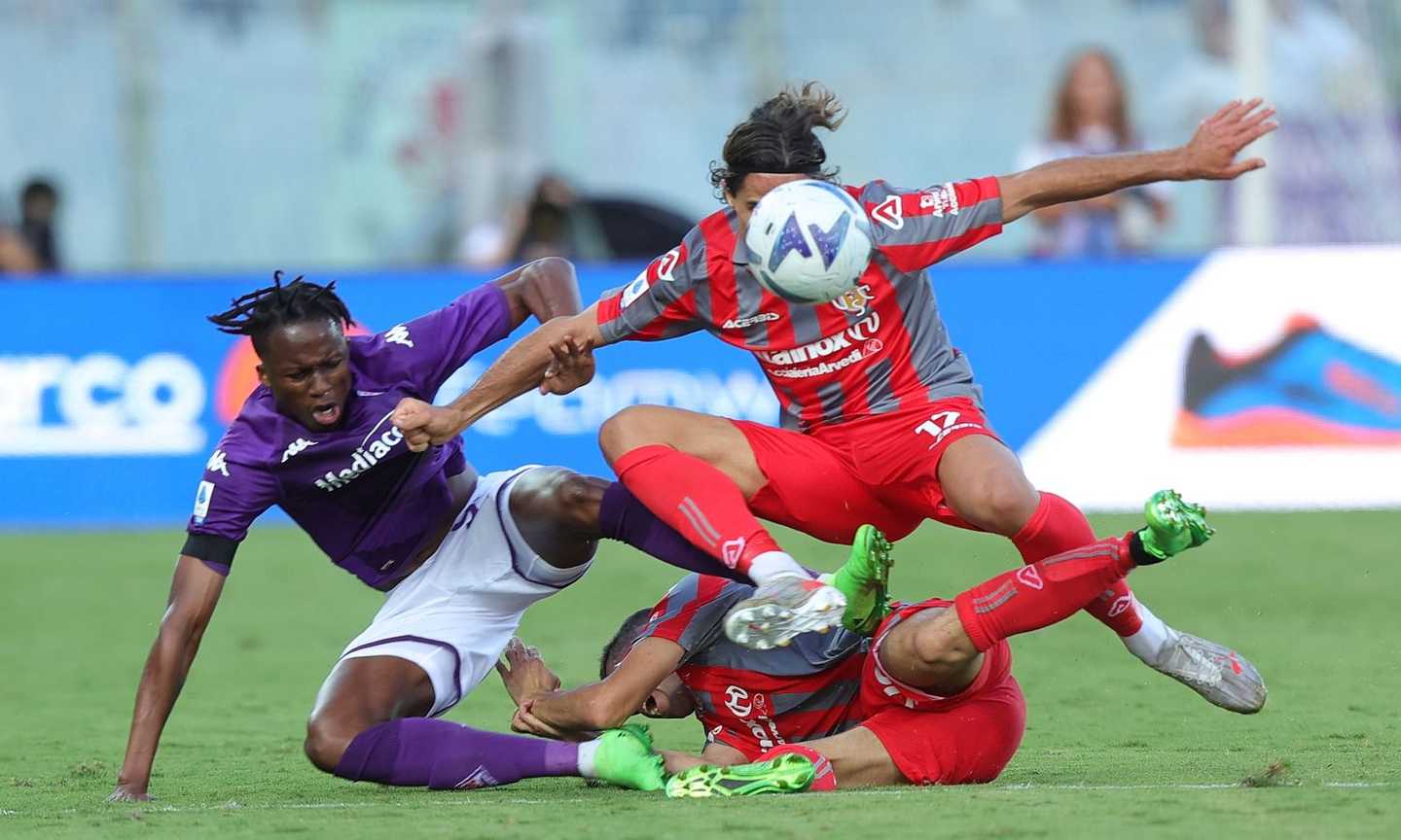 La Fiorentina prende tempo per Kouamé