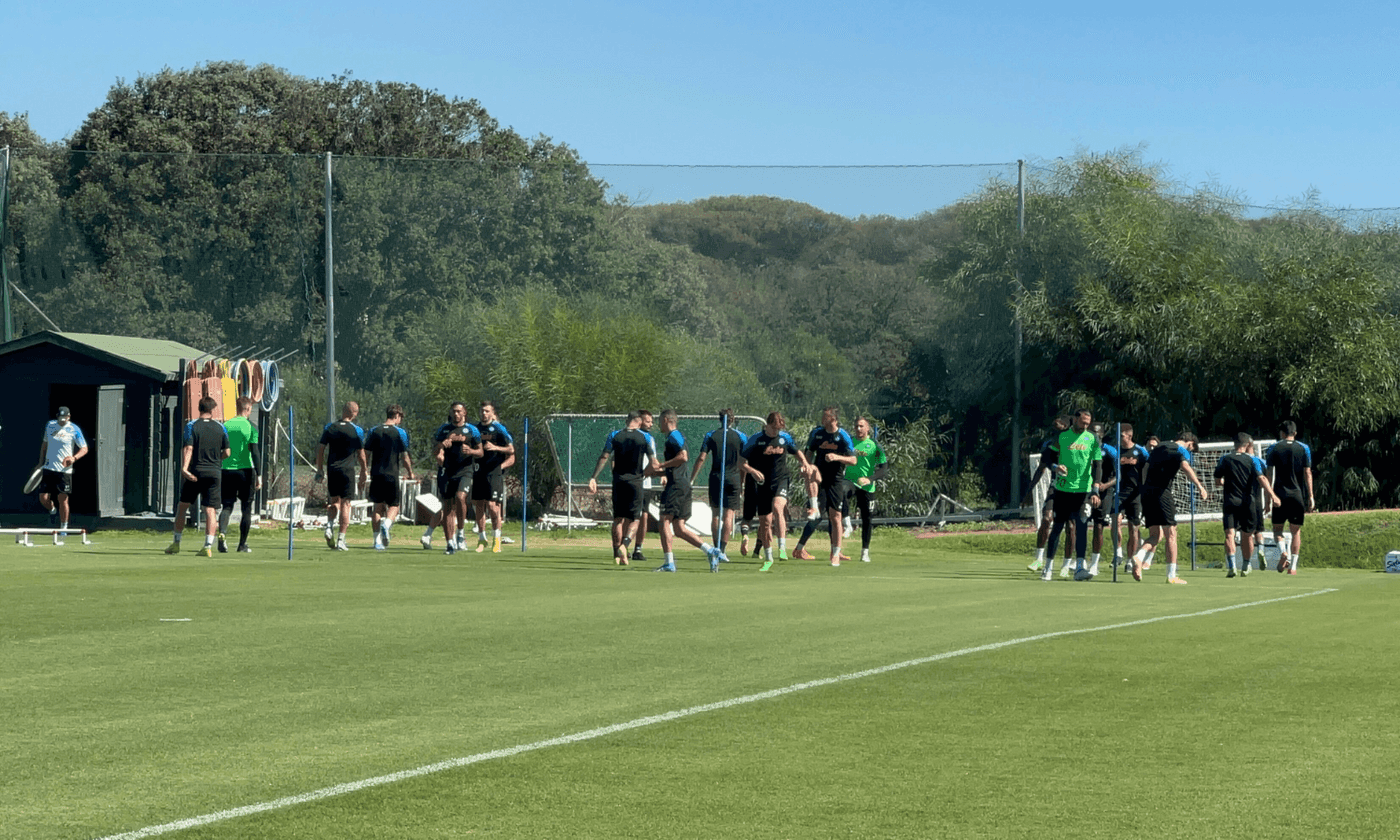 Napoli, rifinitura in vista dei Rangers: out Osimhen, le ultime su Lozano VIDEO