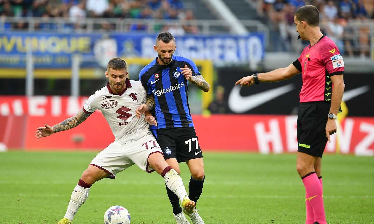 Brozovic esulta sui social: 'Tutti insieme, forza Inter' FOTO