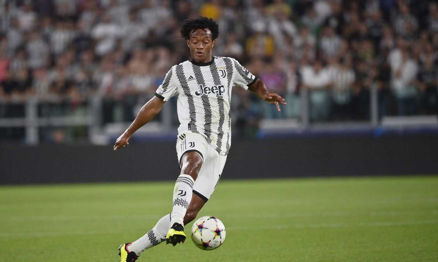 Juve: Cuadrado in scadenza di contratto, l'idea del club