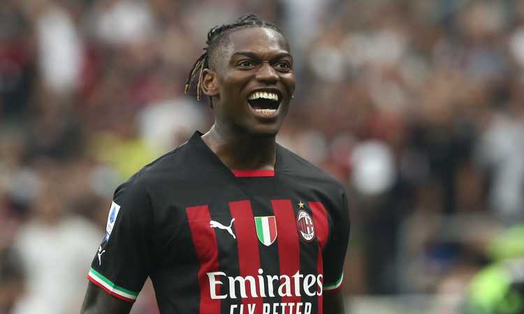 L'avvocato di Leao: 'Vuole restare al Milan, lavoriamo per una soluzione. Ecco la verità sulla clausola'