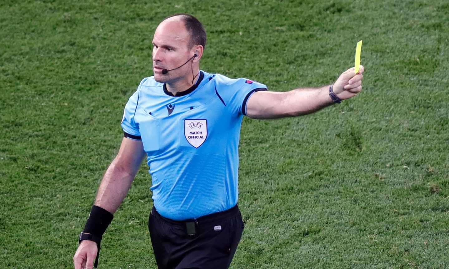 Arbitri Champions League: Mateu Lahoz per il Napoli, l'Inter a un fischietto svizzero