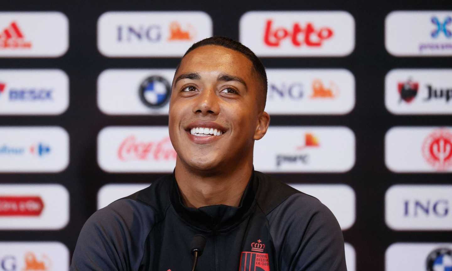 Tielemans: 'Ora è dura al Leicester, ma non mi pento di essere rimasto'