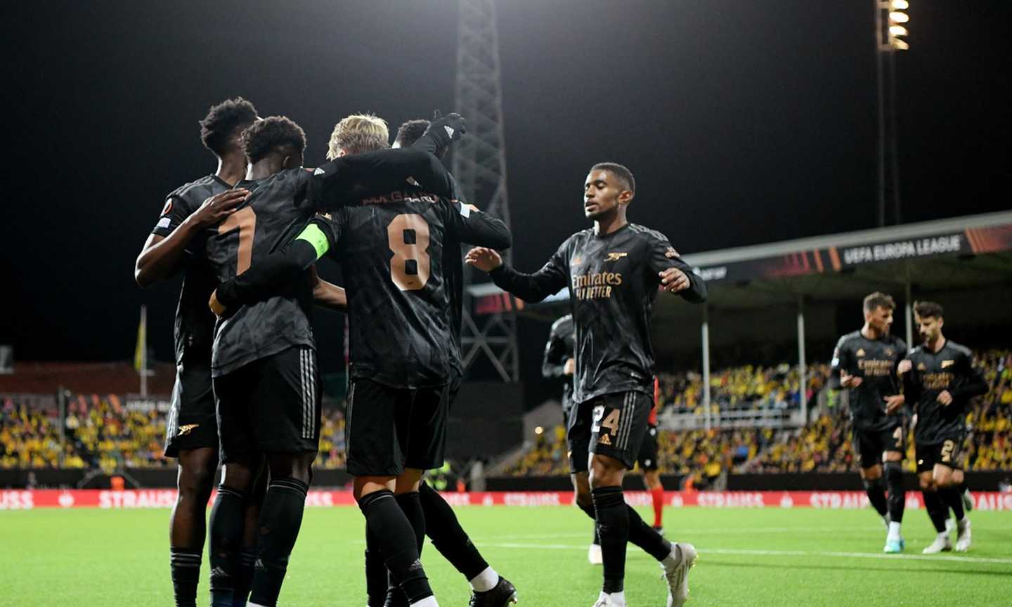 Europa League: Real Sociedad, Betis, Fenerbahce, Friburgo e Rennes sono qualificate. Ludogorets e Arsenal ok, Feyenoord pari, lo United si salva al 93'