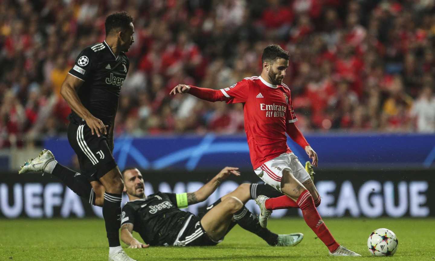 Benfica-Juve, rivivi la moviola: tanto nervosismo, gol e rigore contestati 