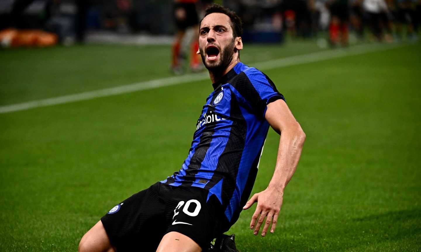 Calhanoglu da mezzala a regista: le firme decisive con Milan e Inter VIDEO