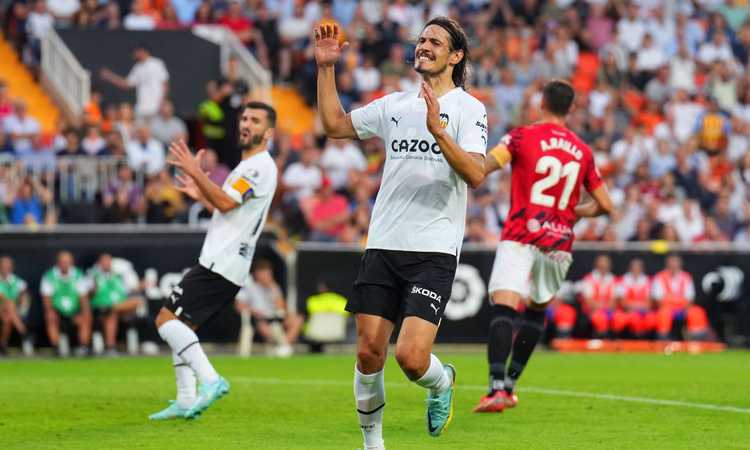 Barcellona, il retroscena su Cavani: ecco com'è andata