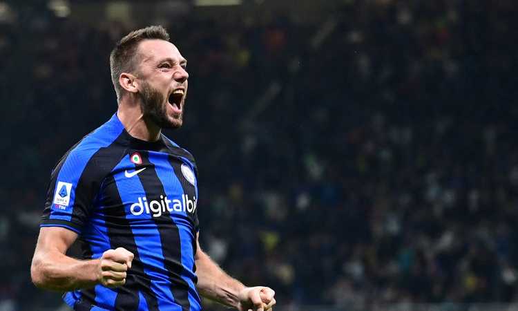 Inter, De Vrij è tornato: si tratta per il rinnovo del contratto. Ed entra in scena il nuovo agente