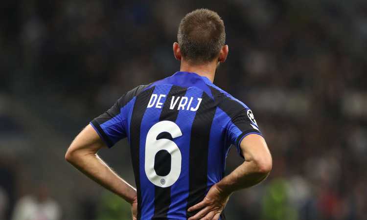 Inter: due nomi per il dopo de Vrij