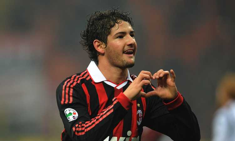 Pato: 'Momenti no nel mio Milan? Per superarli bastava guardare Ibra e Maldini. Berlusconi? Magari mi chiamerà....'