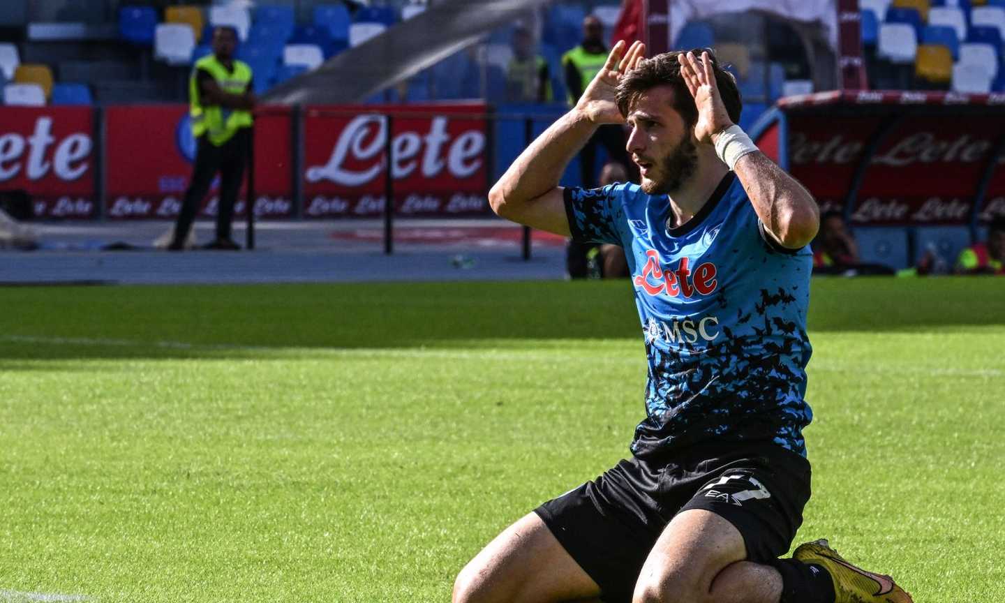 Napoli, è tornato Kvaratskhelia: pronto per il ritiro, ora c'è l'Inter nel mirino