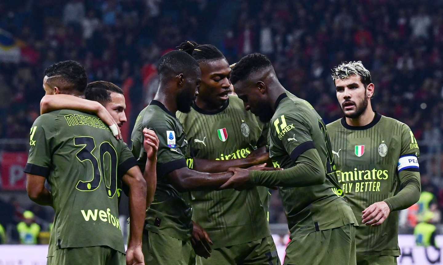 Il Milan vince e aggancia il Napoli in vetta: 4-1 al Monza. Due gol di Brahim, il primo di Origi