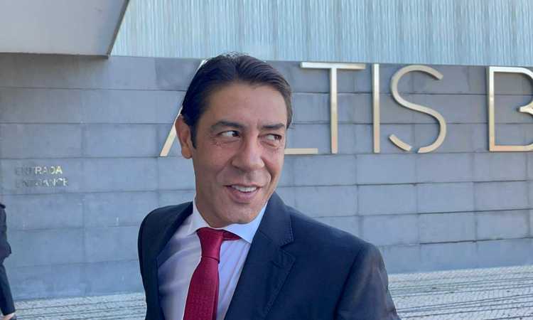 Rui Costa: auguri all'ex Fiorentina e Milan, euro-rivale dell'Inter VIDEO