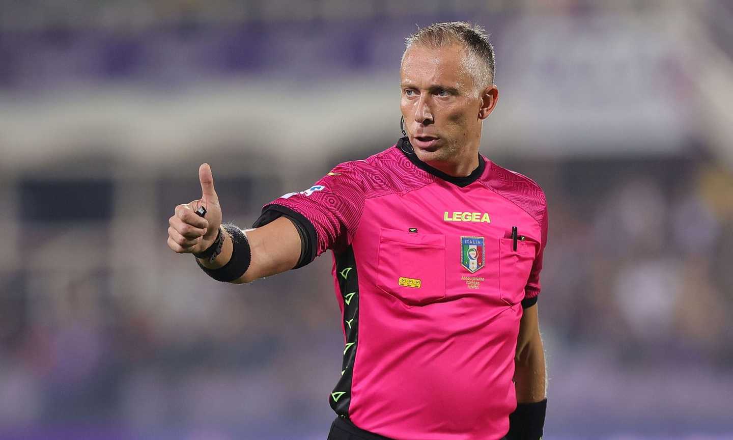 Milanmania: con un arbitraggio normale l'Inter sarebbe quasi fuori dalla lotta scudetto, invece... 