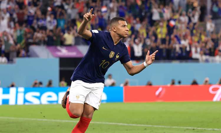 Francia, Mbappé un cecchino: impallina Lloris VIDEO Francia, Mbappé un cecchino: impallina Lloris VIDEO