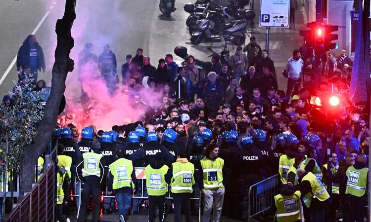 Sampdoria at high voltage: the fans keep the players in the stadium until 10.30 pm, rumors about Stankovic go crazy |  First page