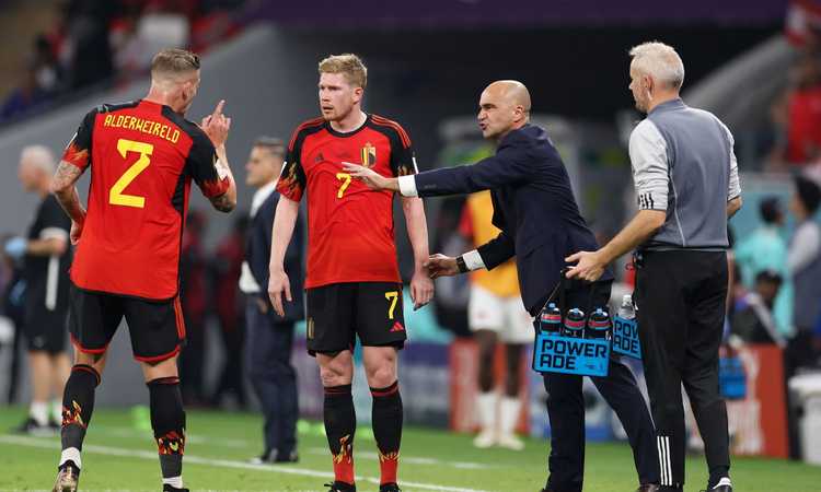 Belgio, De Bruyne frustrato: non festeggia il gol e si scontra con Alderweireld