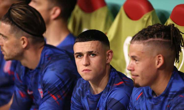 Inghilterra, la panchina di Foden fa infuriare tutti: Southgate nel mirino dei tifosi
