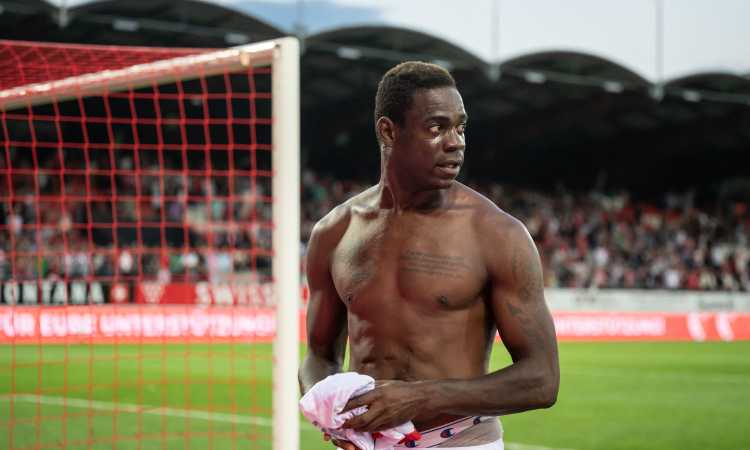 Balotelli attacca 