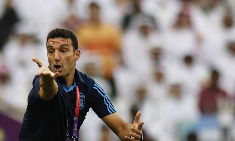 Argentina, Scaloni difende Lautaro: 'Serata storta, ma ci ha dato e ci darà tante gioie'