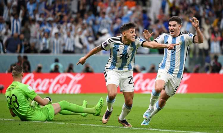 LIVE Olanda Argentina 0 1: Messi mette in porta Molina che non sbaglia! LIVE Olanda Argentina 0 1: Messi mette in porta Molina che non sbaglia!