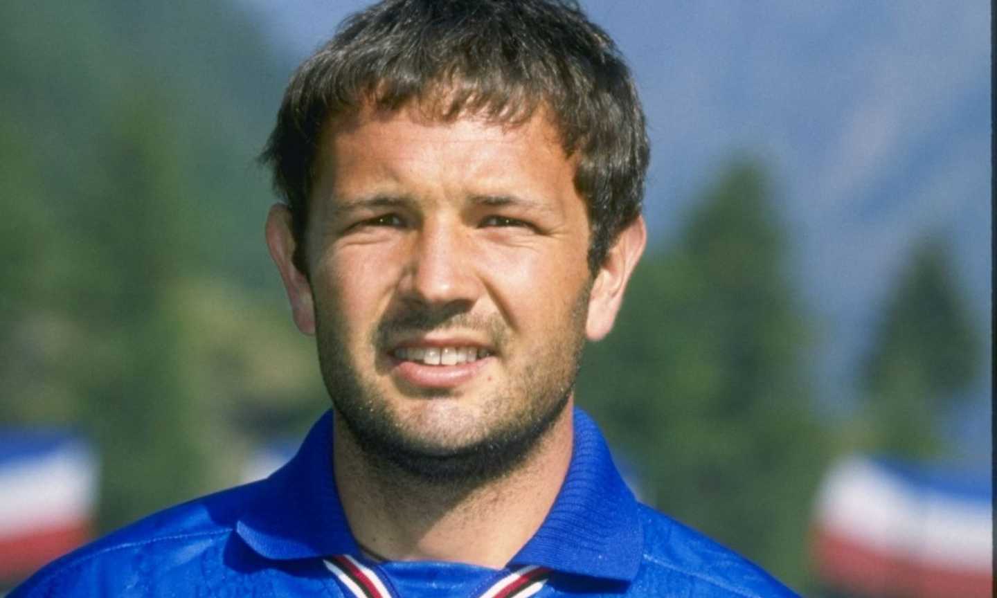 Mihajlovic, il ricordo della Sampdoria: 'Sinisa è parte della nostra storia, una leggenda che non dimenticheremo mai'