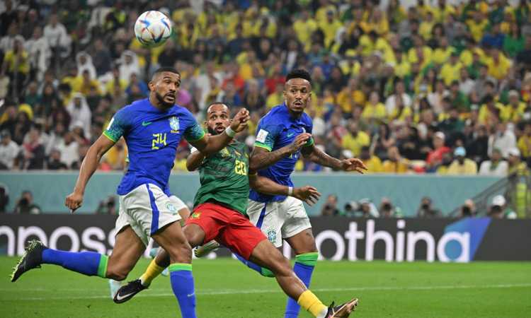 LIVE Camerun Brasile 0 0: Epassy tiene in vita i suoi LIVE Camerun Brasile 0 0: Epassy tiene in vita i suoi