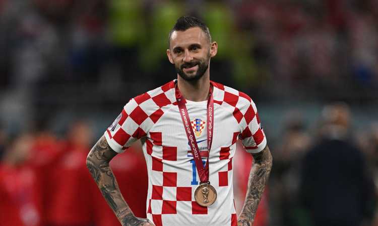 Inter, il Barcellona non molla Brozovic