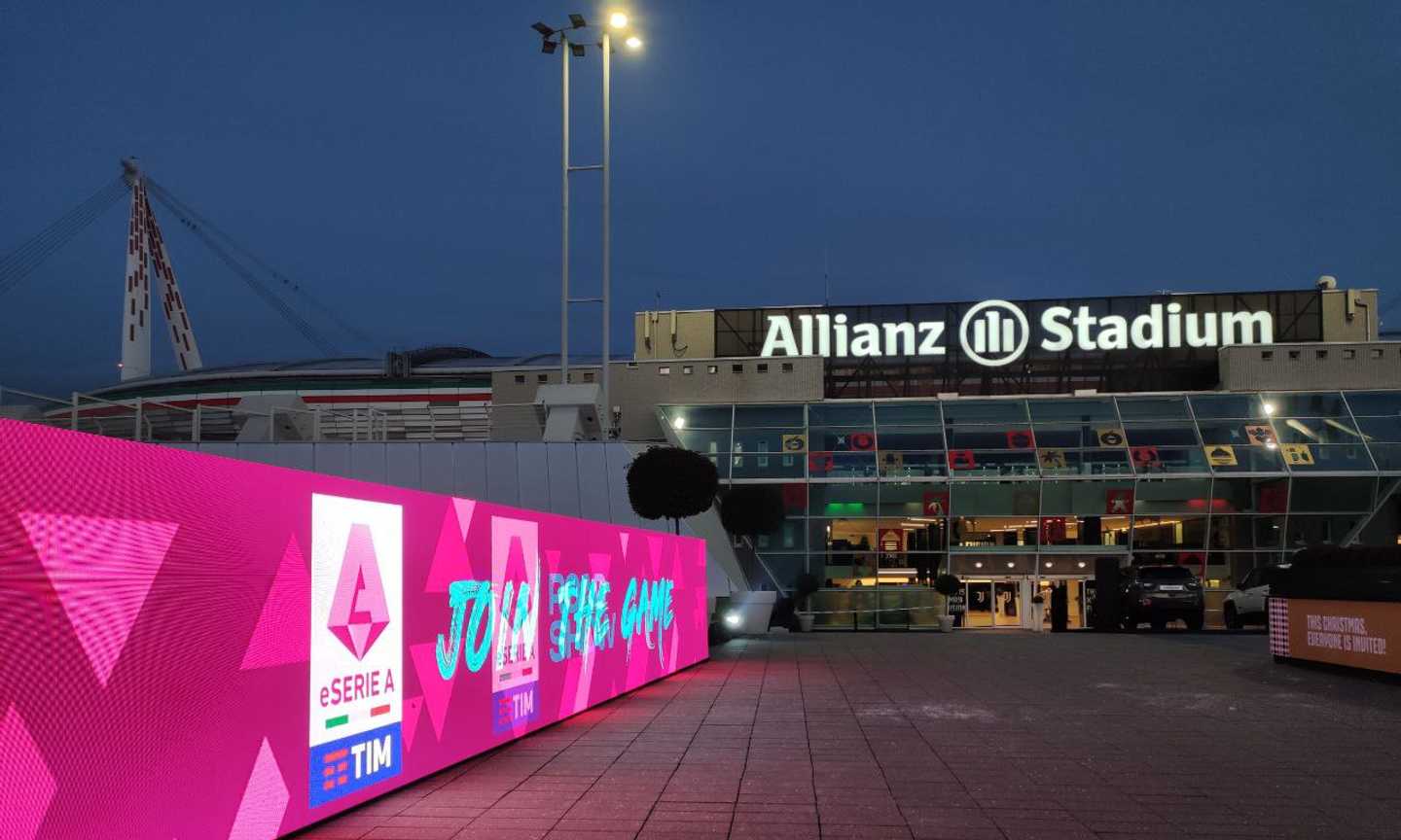 Juve, allo Stadium presentata la squadra di eSports VIDEO